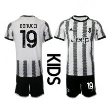 Juventus Leonardo Bonucci #19 Hemmaställ Barn 2022-23 Korta ärmar (+ Korta byxor)